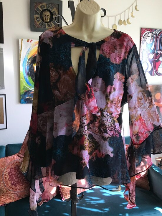 VENUS Tops - VENUS size 18 Multicolor Floral Chiffon Cold Shoulder Bell Sleeve Blouse Top